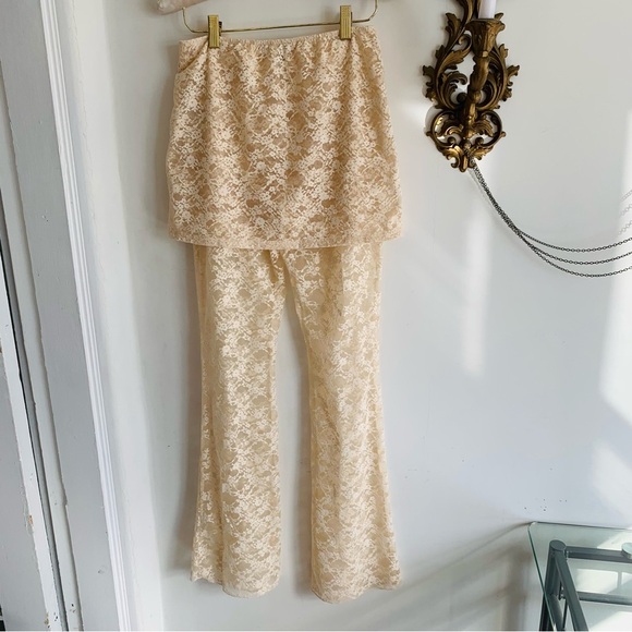 FOREVER 21 LACE PANTS - Picture 5 of 13